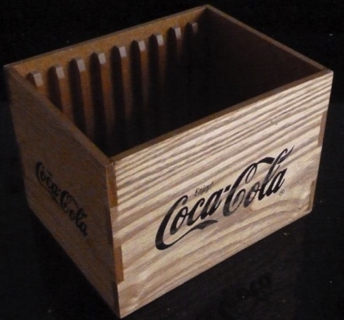 2625-1 € 5,00 coca cola houten kratje voor 10x cd.jpeg